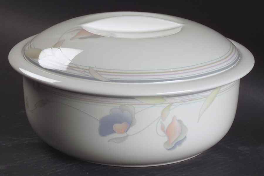 Cheers Round Covered Vegetable by Mikasa-1