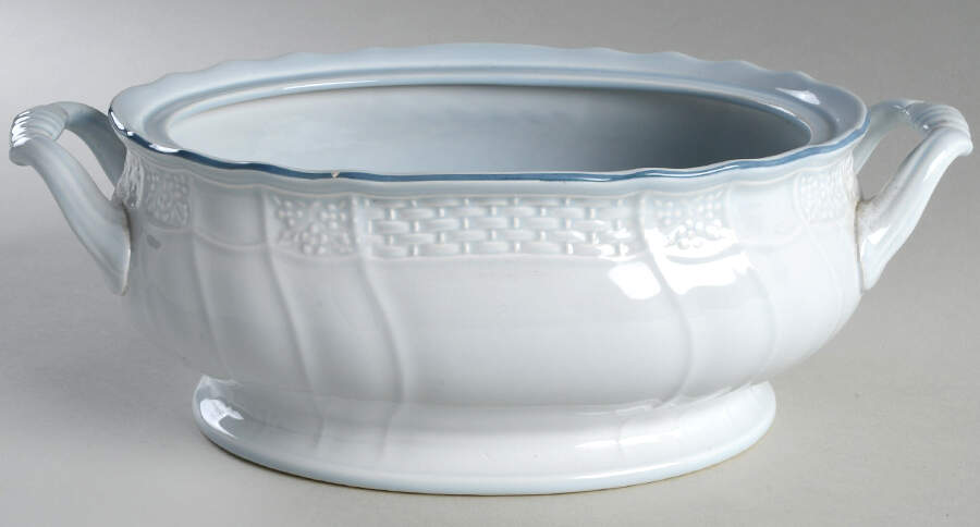 Cherbourg Tureen No Lid by Mikasa-1