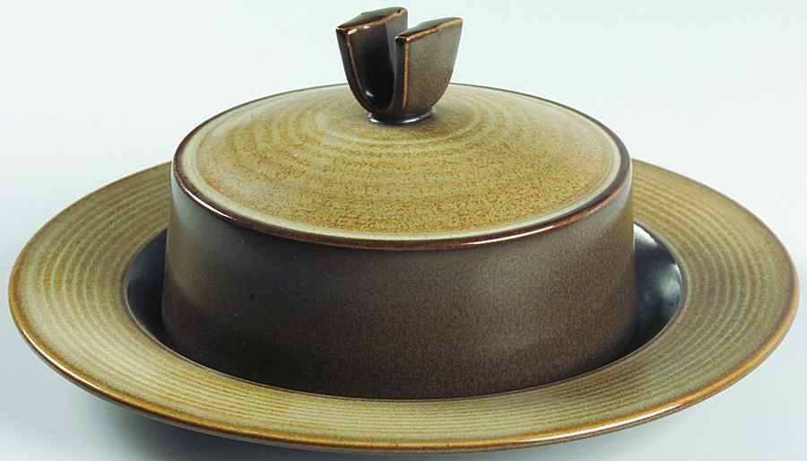 Chestnut Round Covered Butter by Mikasa-1