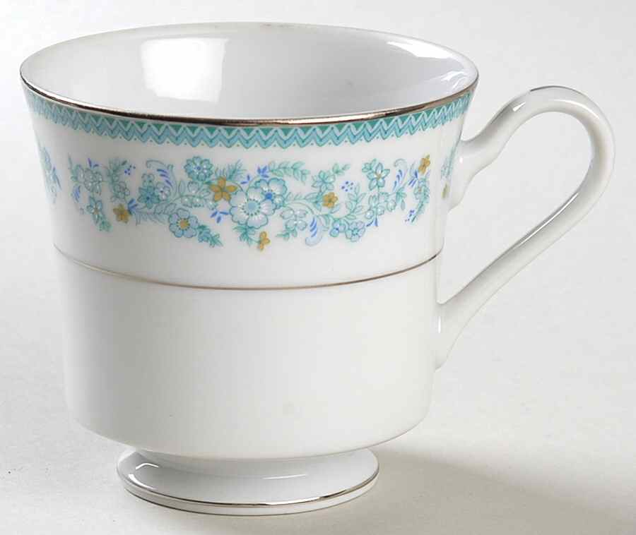 Chesterland Footed Cup by Mikasa-1
