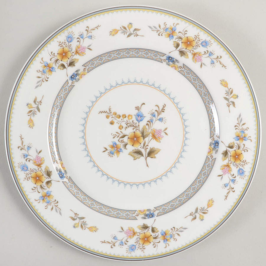 Chippendale Dinner Plate by Mikasa-1