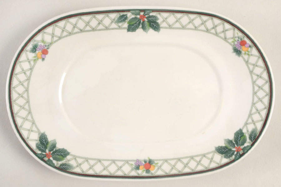 Christmas Story Underplate for Gravy Boat by Mikasa-1
