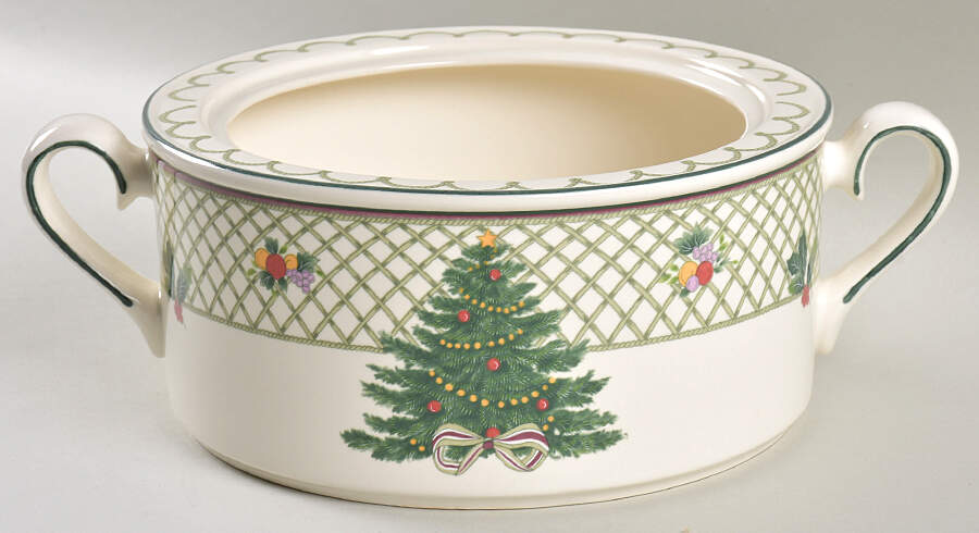 Christmas Story 2 Qt Round Covered Casserole No Lid by Mikasa-1