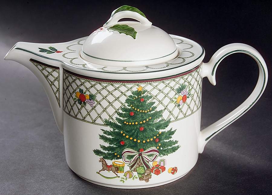Christmas Story Teapot & Lid by Mikasa-1