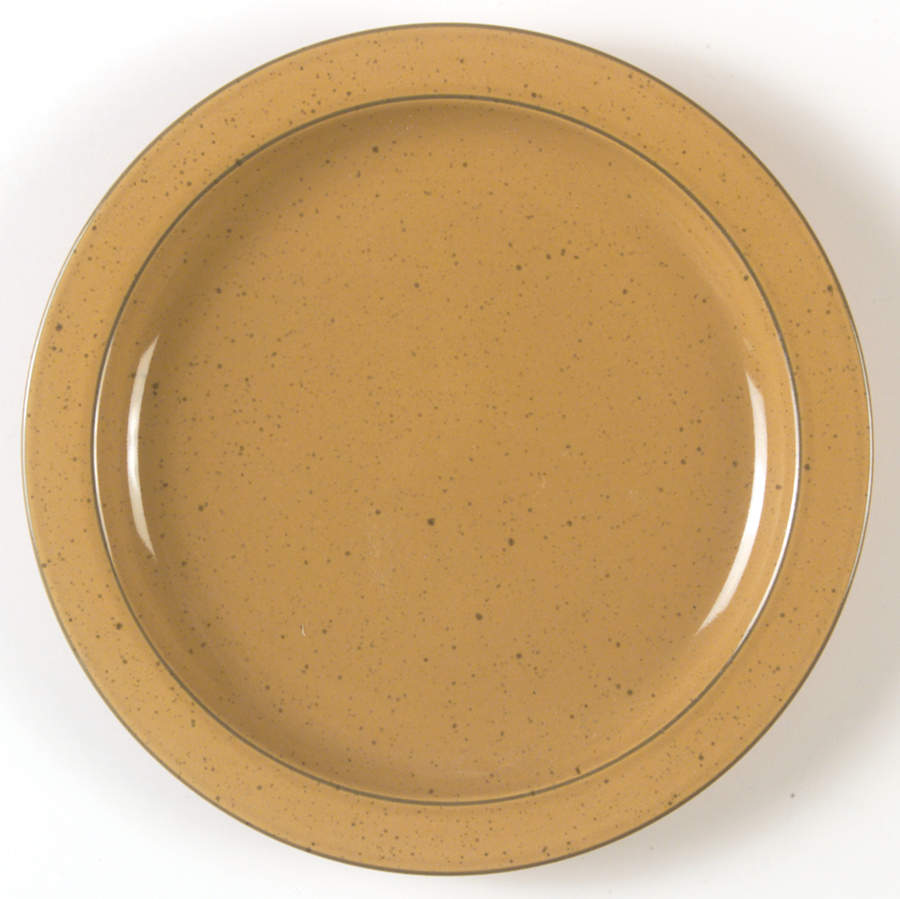 Chromatic Saffron Salad Plate by Mikasa-1