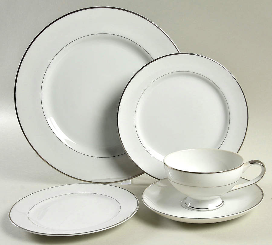 Citation 5 Piece Place Setting by Mikasa-1