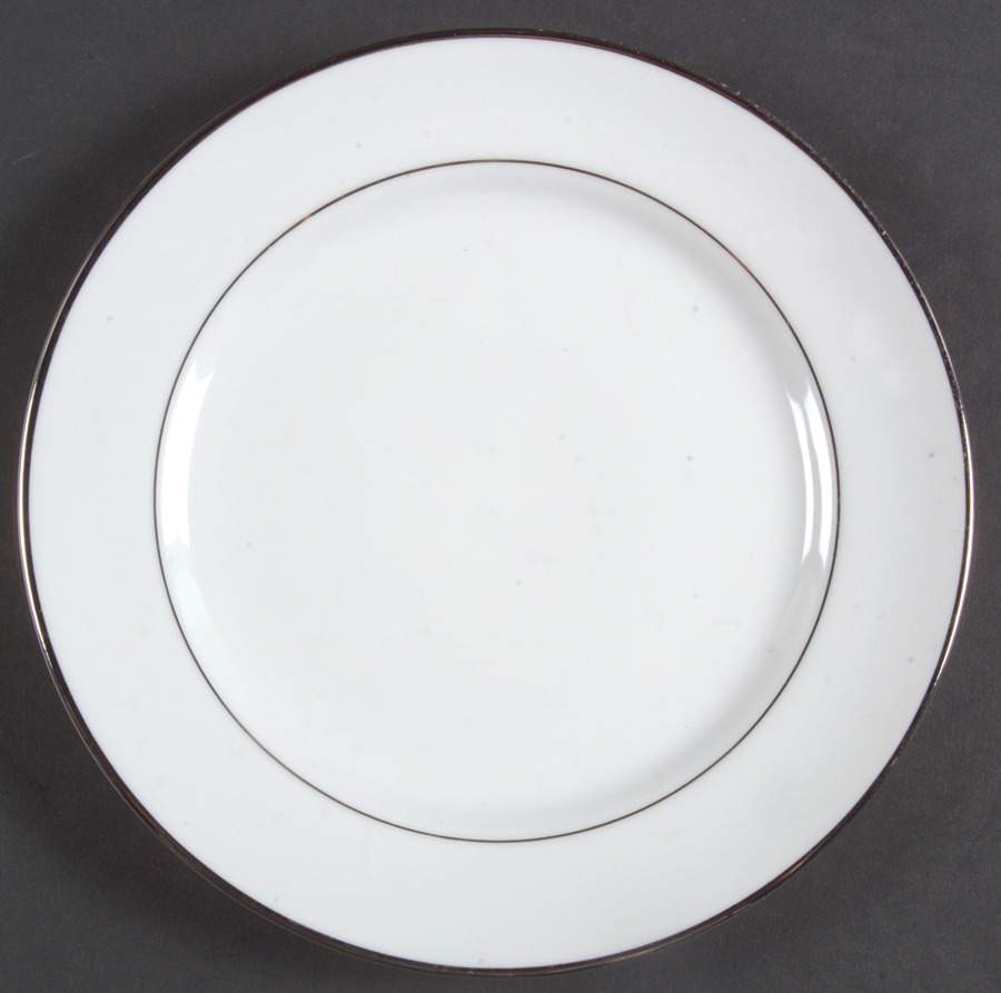 Citation Salad Plate by Mikasa-1