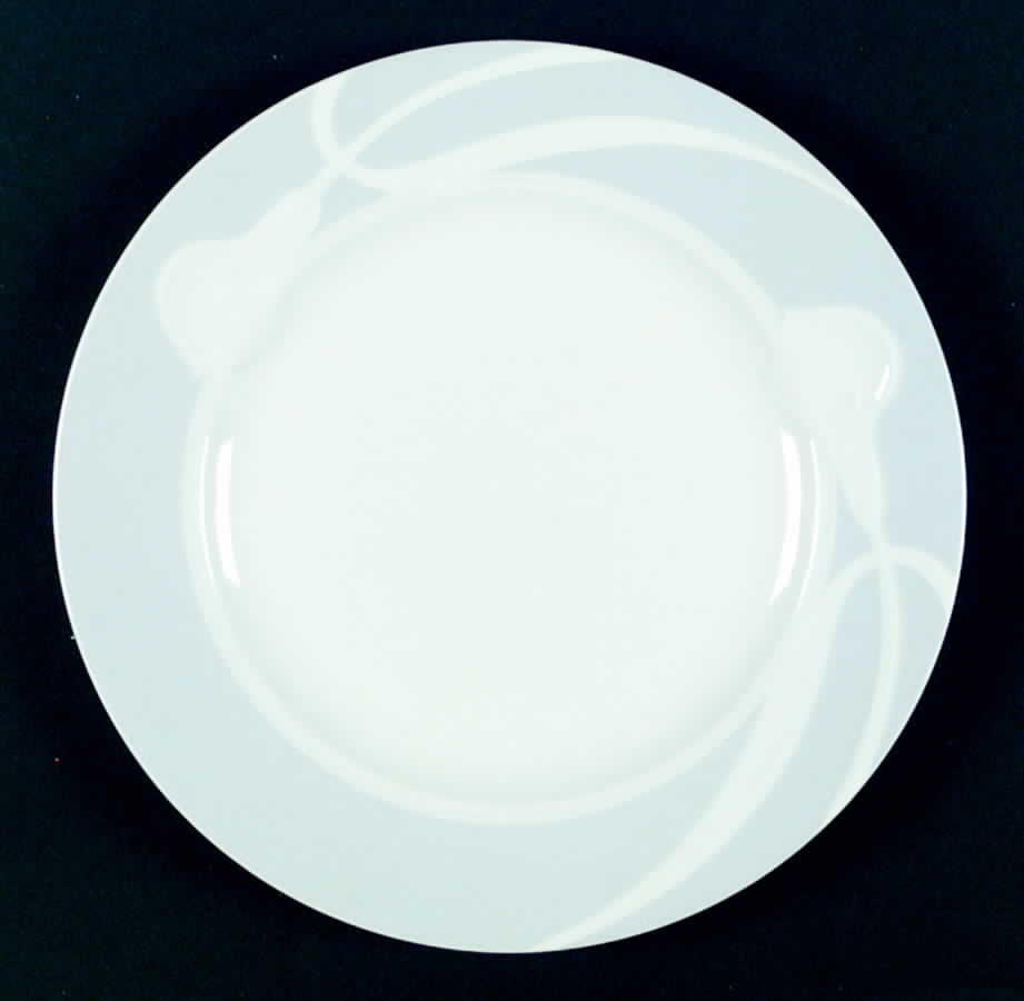 Classic Flair Blue Dinner Plate by Mikasa-1