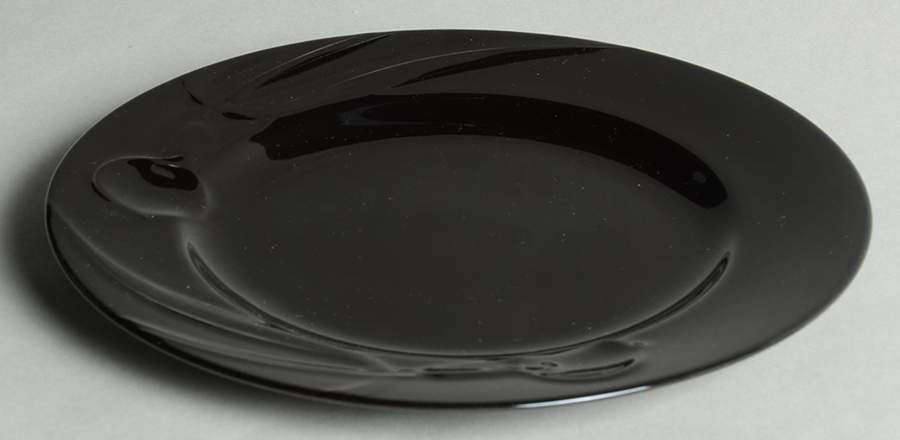 Classic Flair Midnight Bread & Butter Plate by Mikasa-1