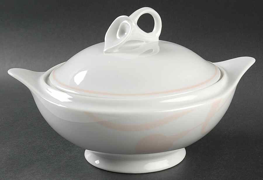 Classic Flair Peach 1.5 Qt Round Covered Casserole by Mikasa-1