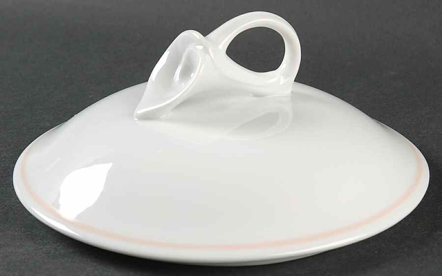 Classic Flair Peach Lid for 1.5 Qt Round Casserole by Mikasa-1