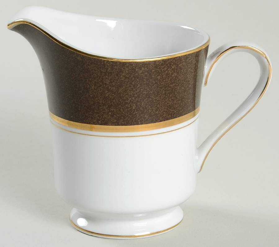 Cocoa Berry Creamer by Mikasa-1