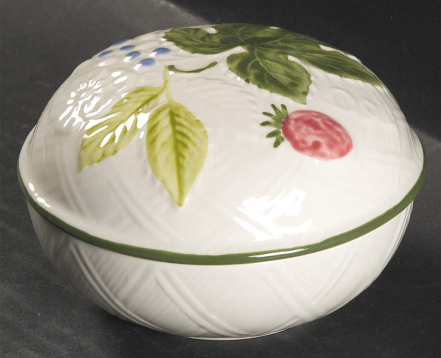 Country Berries 4" Round Box & Lid by Mikasa-1