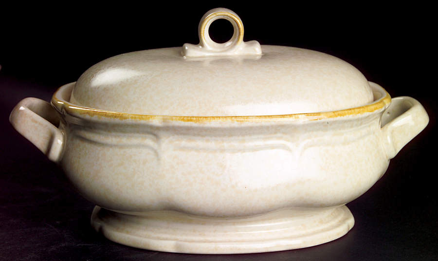 Country Charm 2 Quart Oval Covered Casserole by Mikasa-1