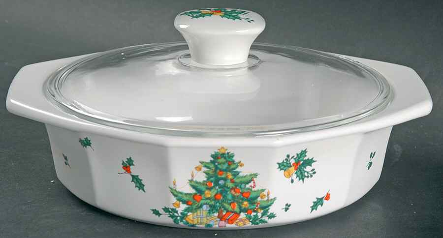 Continental Christmas Individual Casserole & Lid by Mikasa-1