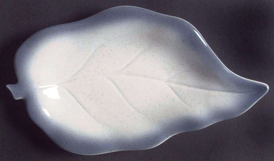 Country Club Small Leaf Dish by Mikasa-1