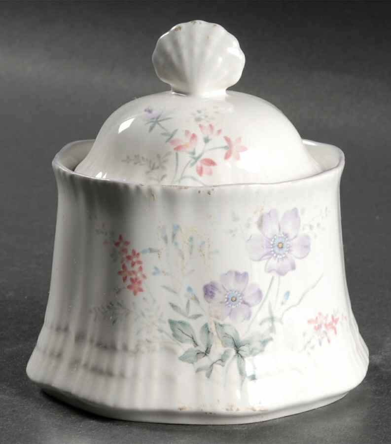 Coco Sugar Bowl & Lid by Mikasa-1