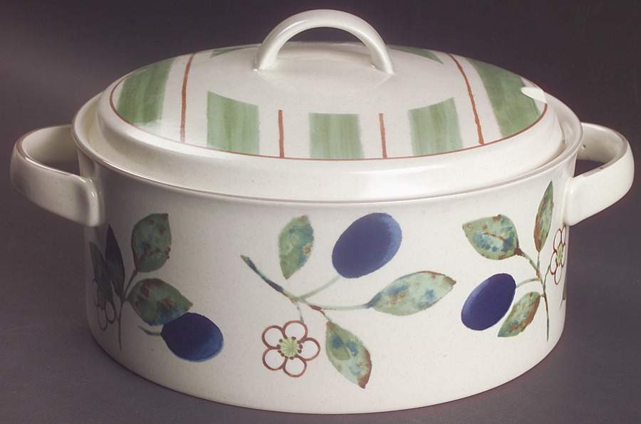 Country Cottage Tureen &  Lid by Mikasa-1