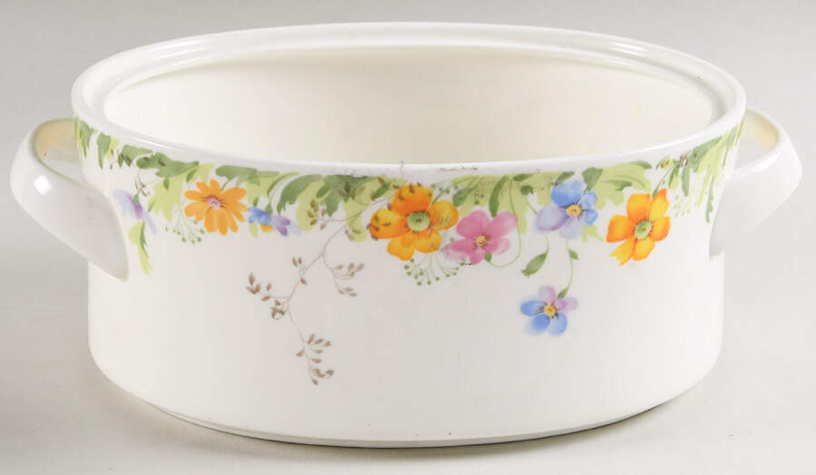 Country Garden 3 Qt Oval Covered Casserole No Lid by Mikasa-1