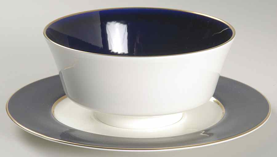 Colbert Gravy Boat with Attached Underplate by Mikasa-1