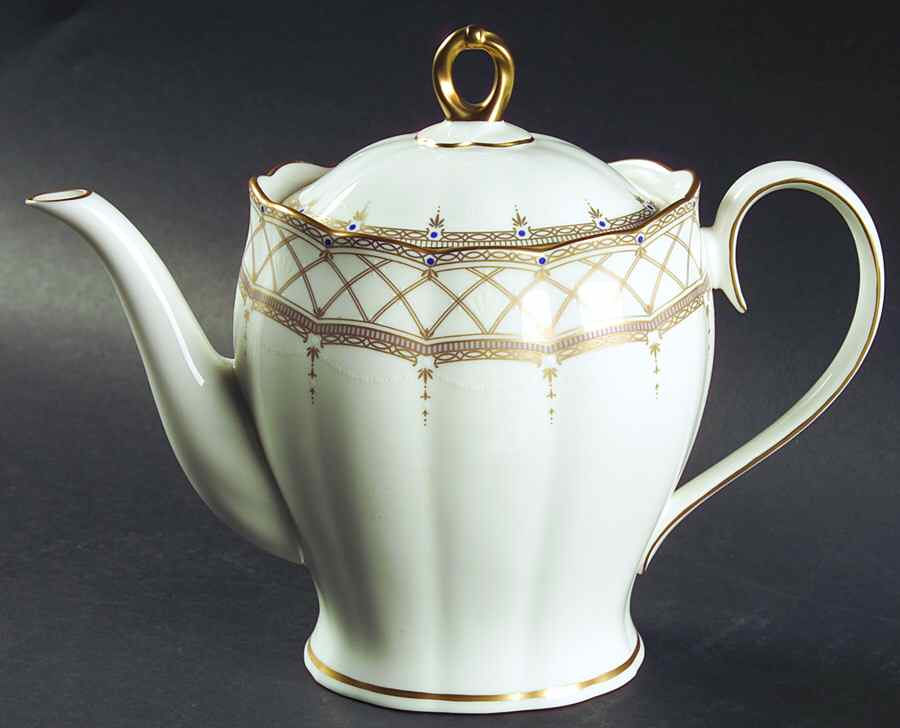 Collingswood Coffee Pot & Lid by Mikasa-1