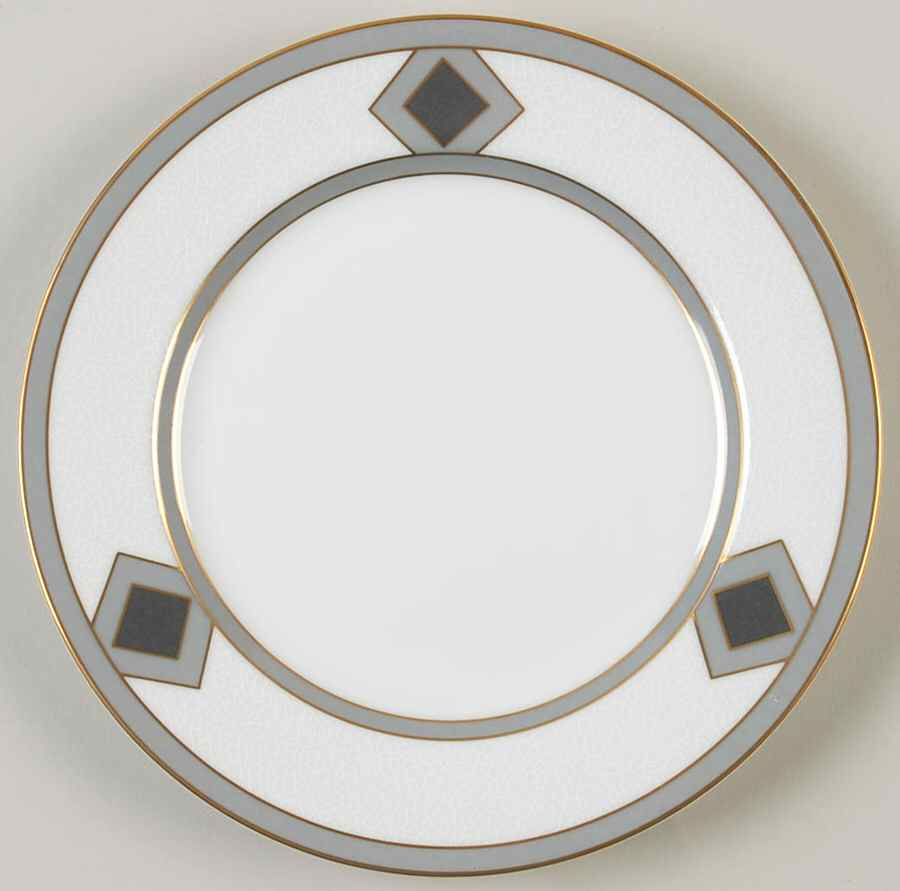 Coquille Dinner Plate by Mikasa-1