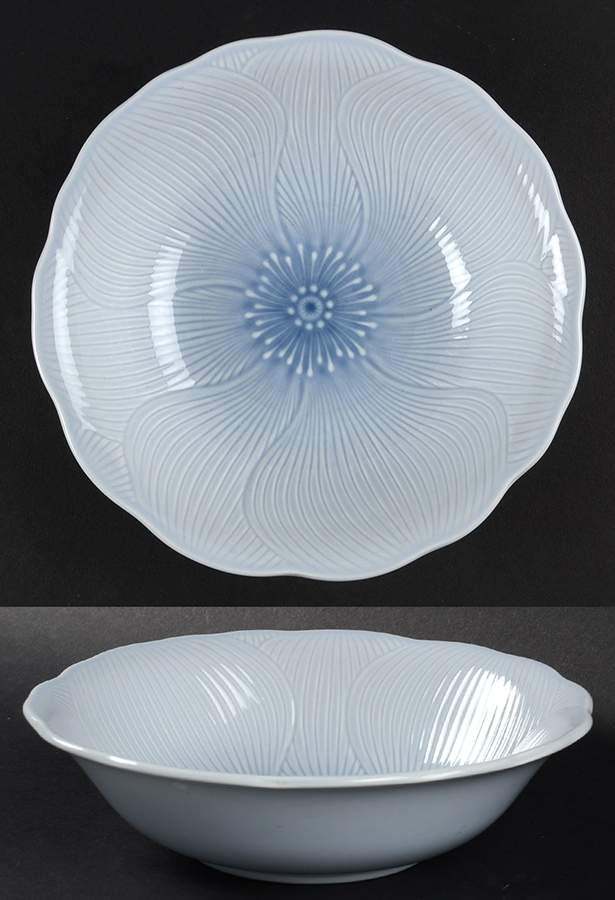 Cornflower Blue Fruit/Dessert (Sauce) Bowl by Mikasa-1
