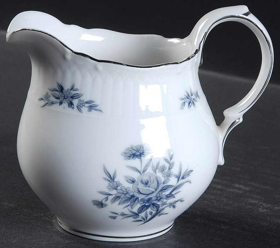Carlton (8369) Creamer by Mikasa-1
