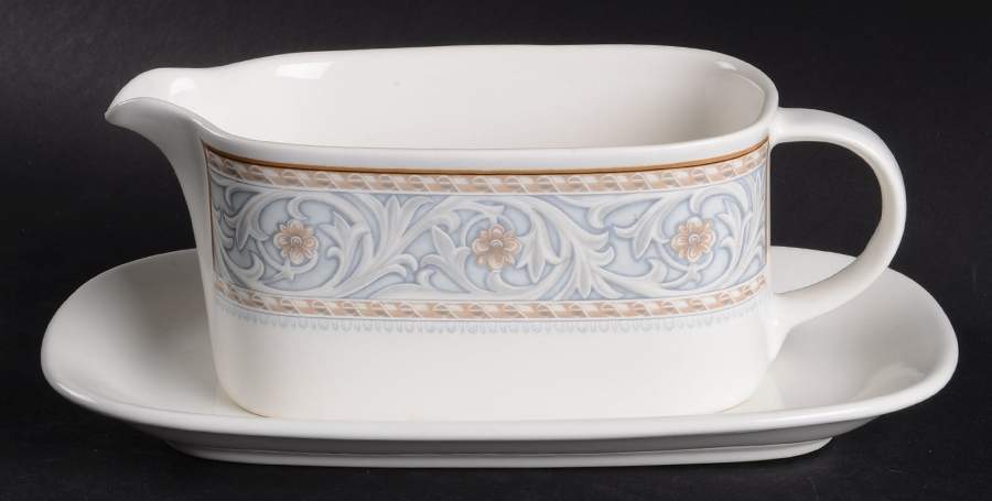 Coronado Gravy Boat & Underplate (Relish/Butter) by Mikasa-1