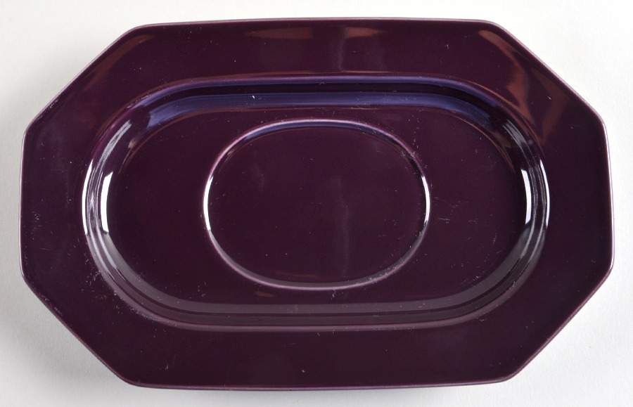 Color Spectrum Aubergine Underplate for Gravy Boat by Mikasa-1
