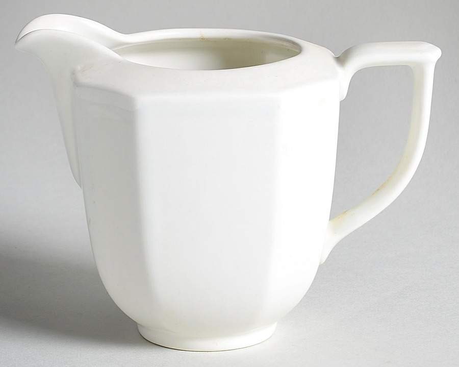 Color Spectrum Alpine White Creamer by Mikasa-1