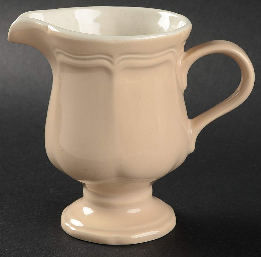 Country Straw Creamer by Mikasa-1