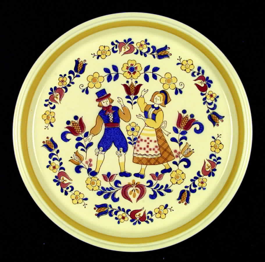 Courtship Dinner Plate by Mikasa-1