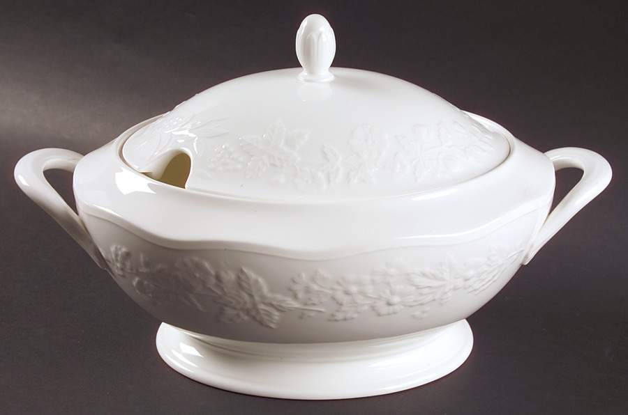 Country Villa Tureen &  Lid by Mikasa-1