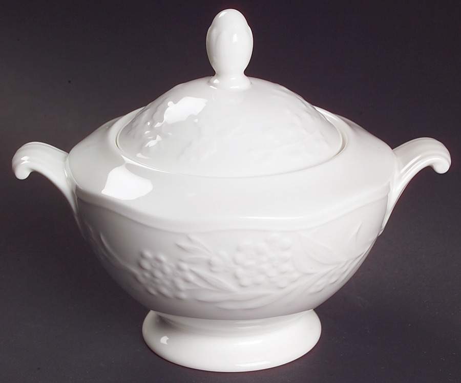 Country Villa Sugar Bowl & Lid by Mikasa-1