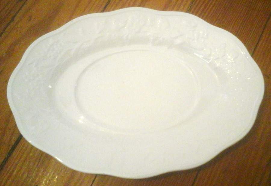 Country Villa Underplate for Gravy Boat by Mikasa-1