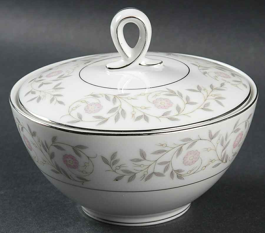 Croyden Sugar Bowl & Lid by Mikasa-1