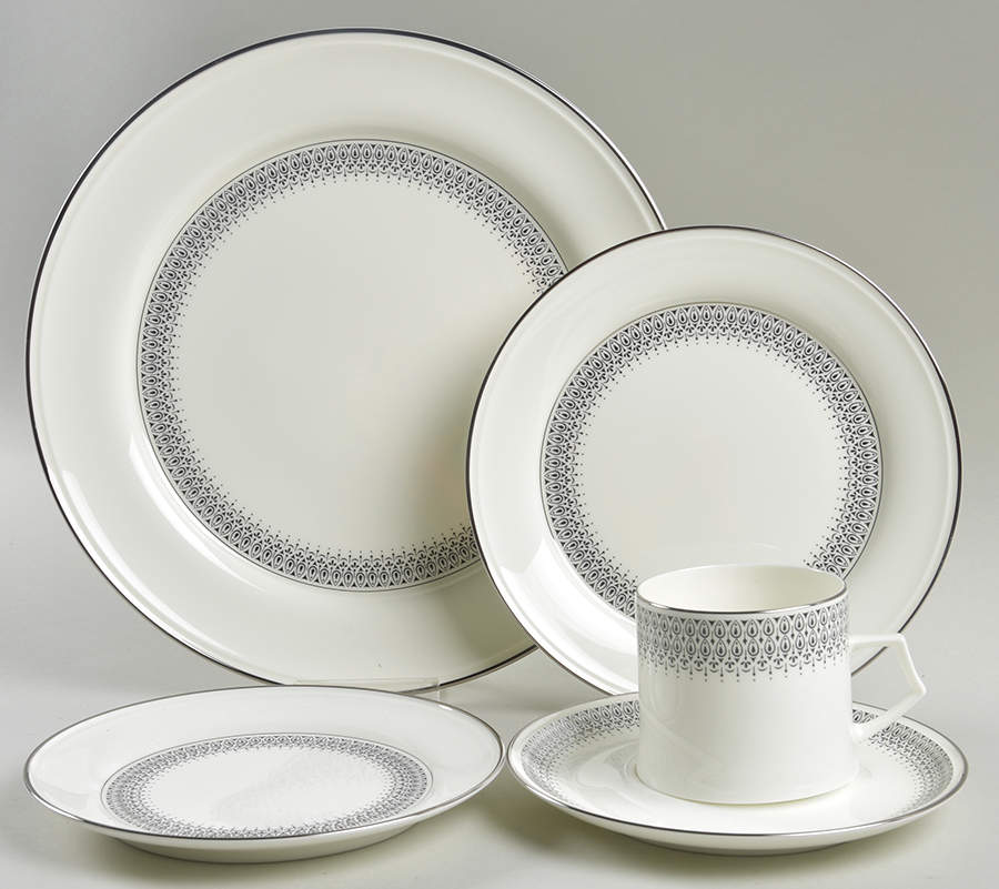 Cumberland 5 Piece Place Setting by Mikasa-1