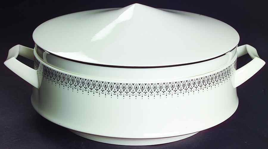 Cumberland Round Covered Vegetable by Mikasa-1