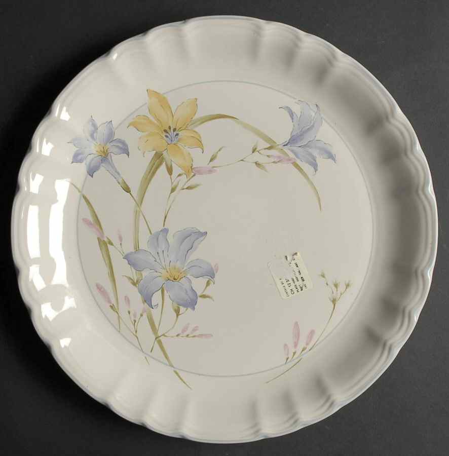 Cynthia 12" Chop Plate (Round Platter) by Mikasa-1