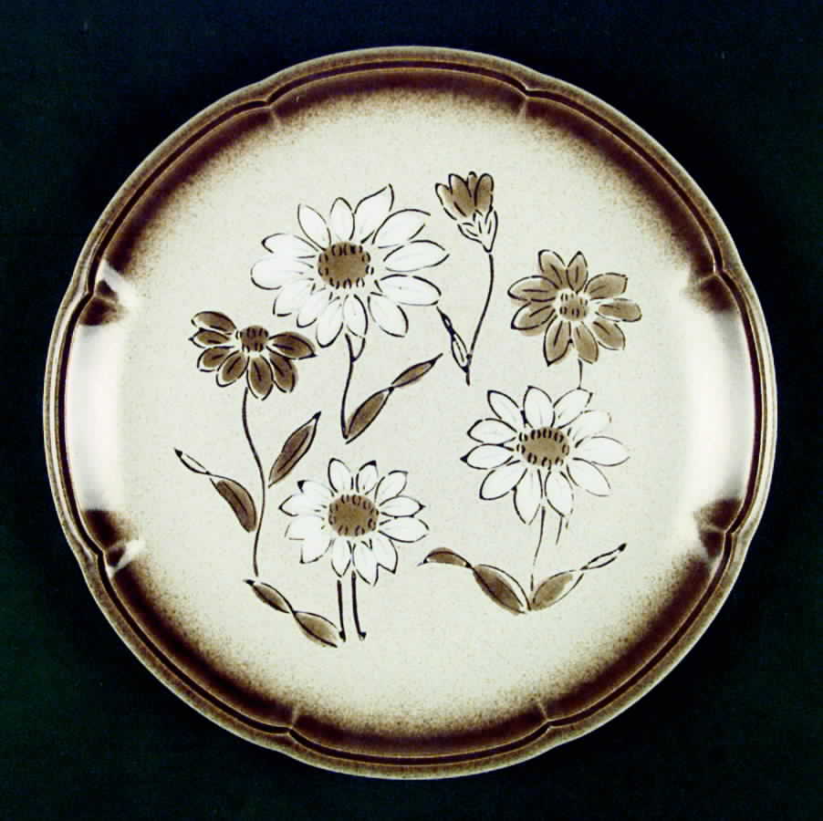 Daisy Bell Dinner Plate by Mikasa-1