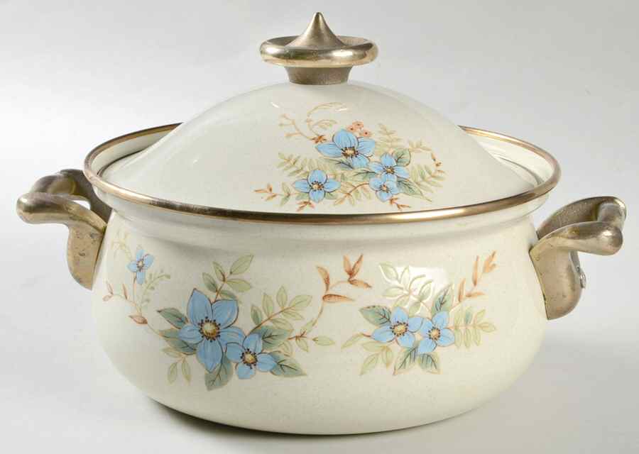 Day Dreams 2.5 Quart Metal Round Covered Casserole by Mikasa-1
