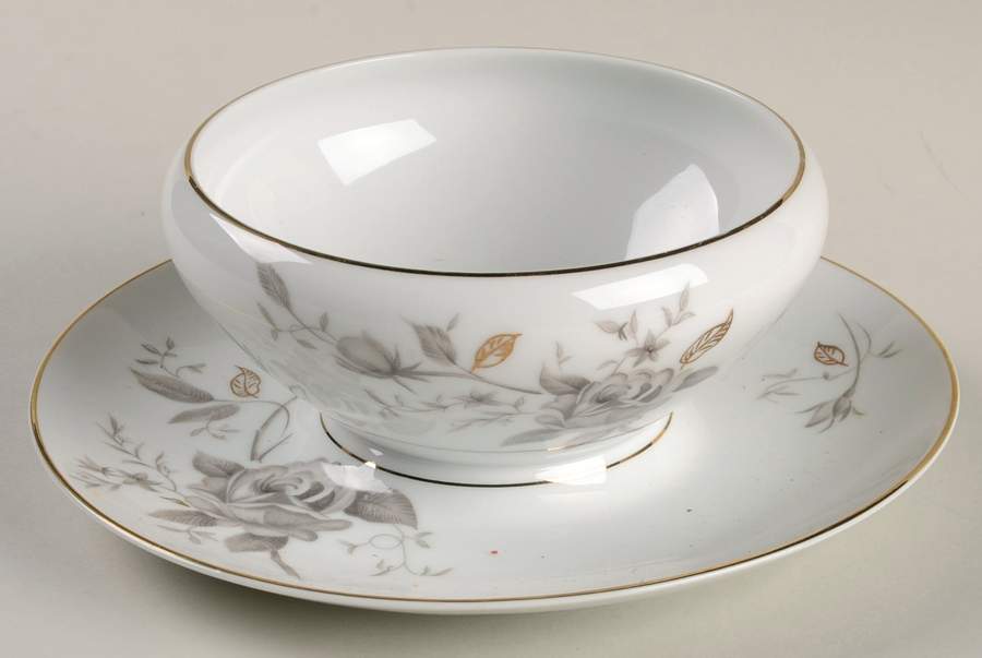 Daryl Gravy Boat with Attached Underplate by Mikasa-1