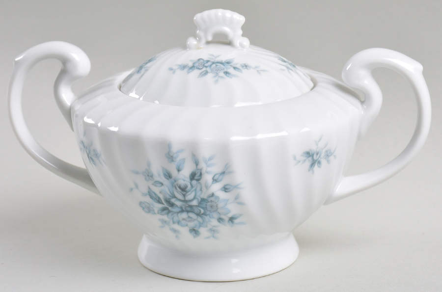 Devon Bleu Sugar Bowl & Lid by Mikasa-1
