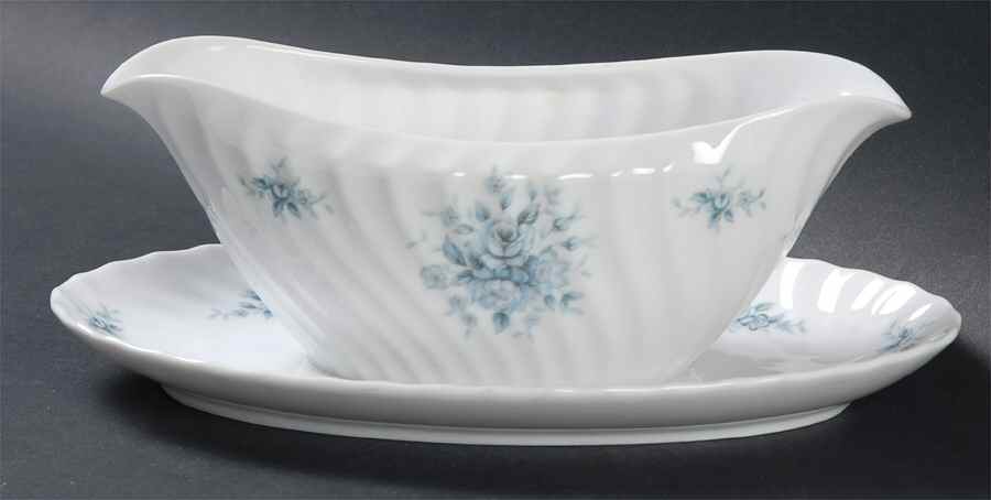 Devon Bleu Gravy Boat with Attached Underplate by Mikasa-1