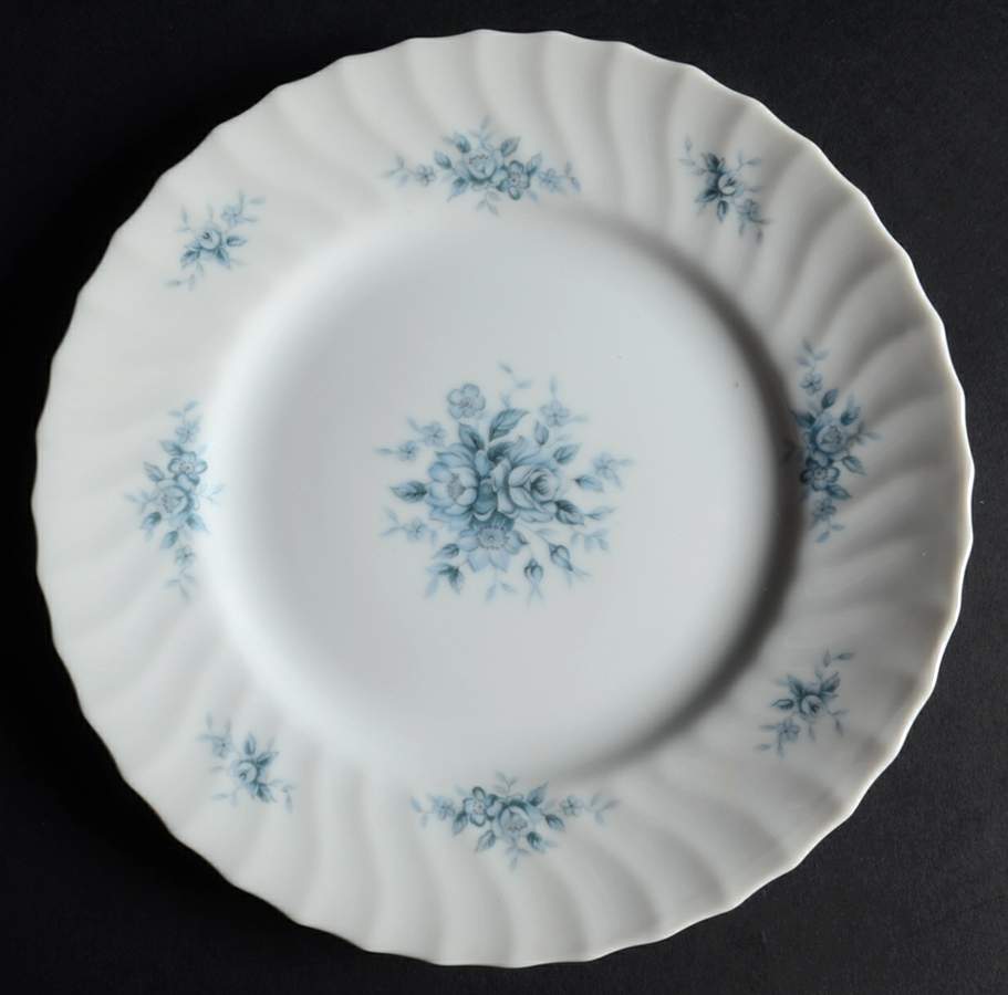 Devon Bleu Salad Plate by Mikasa-1