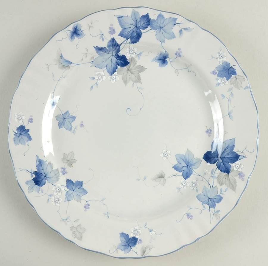 Deirdre 12" Chop Plate (Round Platter) by Mikasa-1