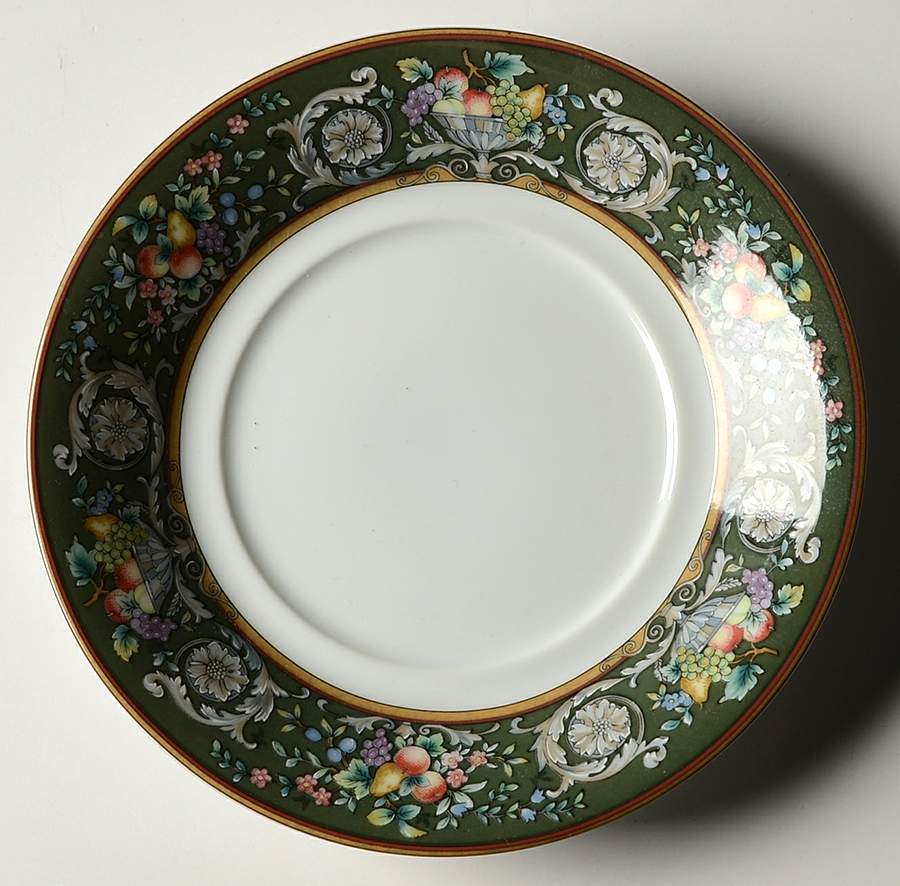 Della Robbia Green Saucer by Mikasa-1