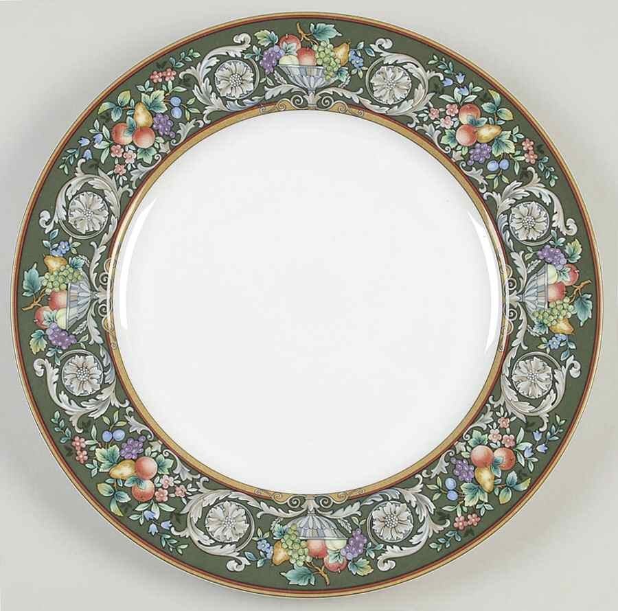 Della Robbia Green 12" Chop Plate (Round Platter) by Mikasa-1