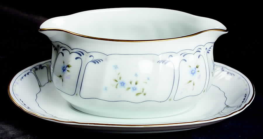 Dorchester Gravy Boat & Underplate by Mikasa-1